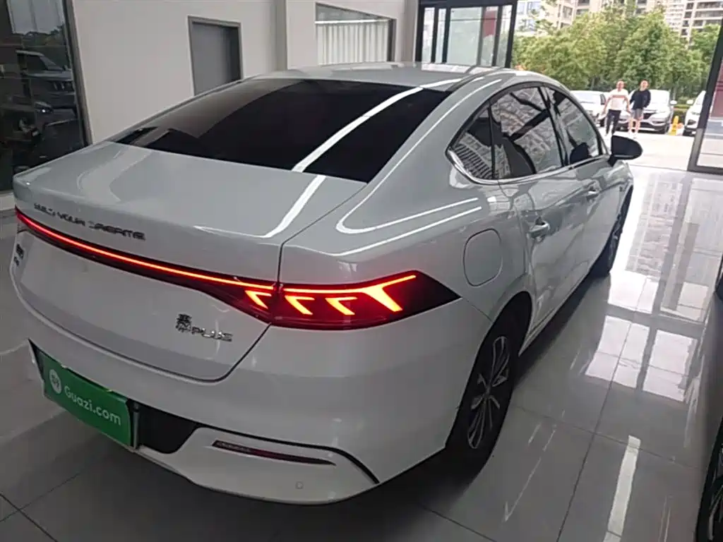 BYD Qin Plus PLUS 2023 Champion DM-i 55KM Lead