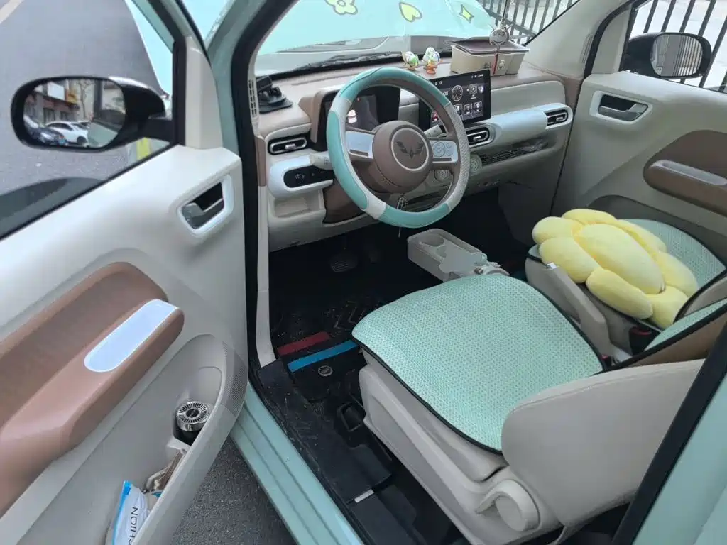 Wuling MINIEV — миниатюра 17