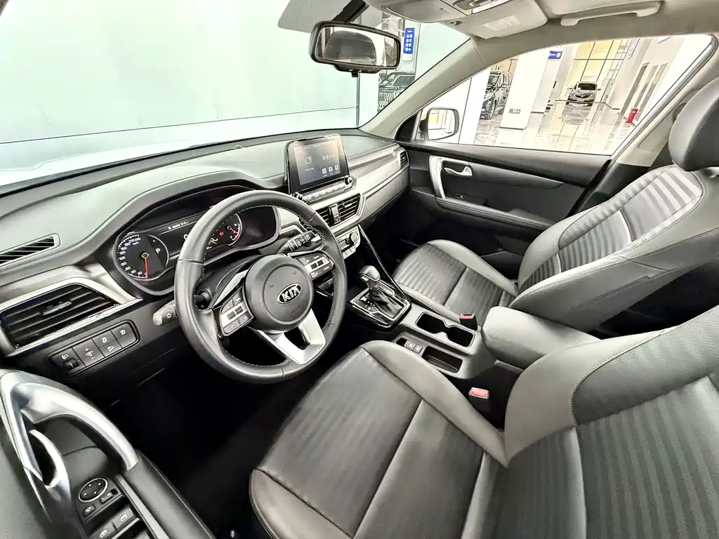 Kia Sportage — миниатюра 6