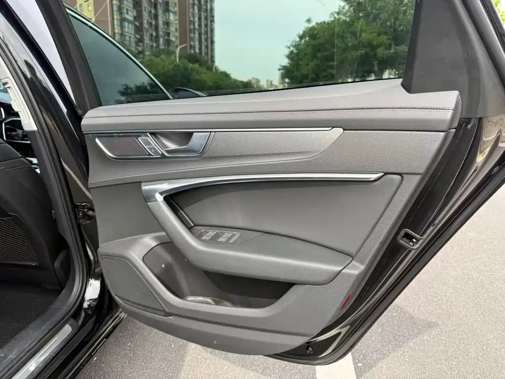 Audi A6L 2024 45 TFSI