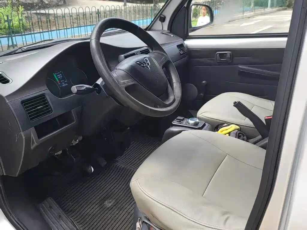 Wuling Rongguang EV — миниатюра 4