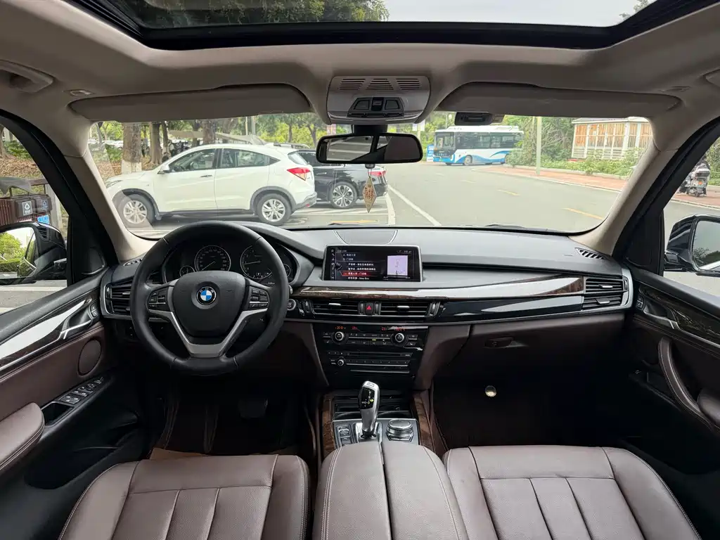 BMW X5 2017 xDrive28i