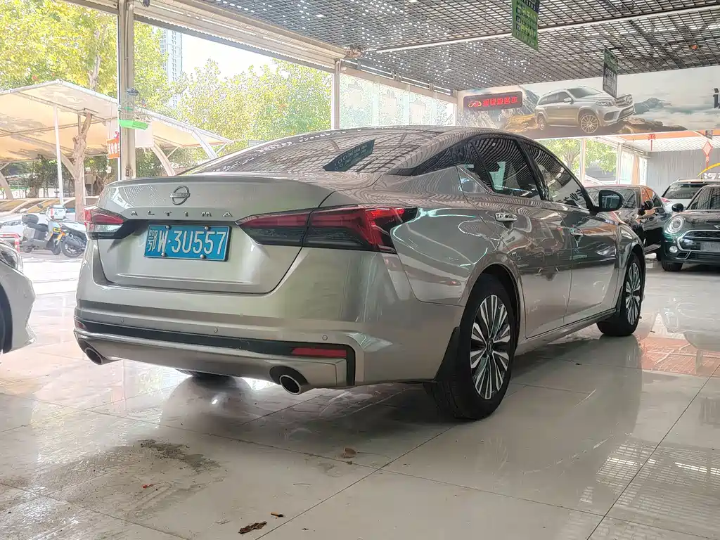 Nissan Teana — миниатюра 15