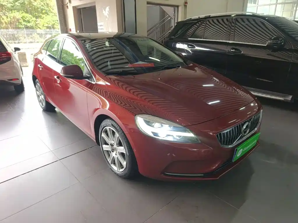 Volvo V40 — миниатюра 4