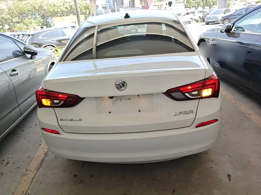 Buick Excelle — миниатюра 6