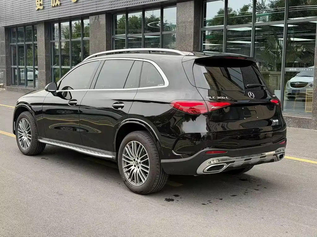 Mercedes-Benz GLC 2024 GLC 300 L 4MATIC 5 мест