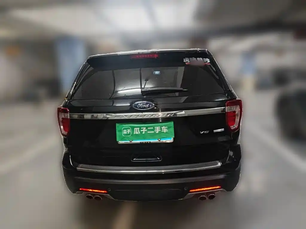 Ford Explorer (Import) — миниатюра 3