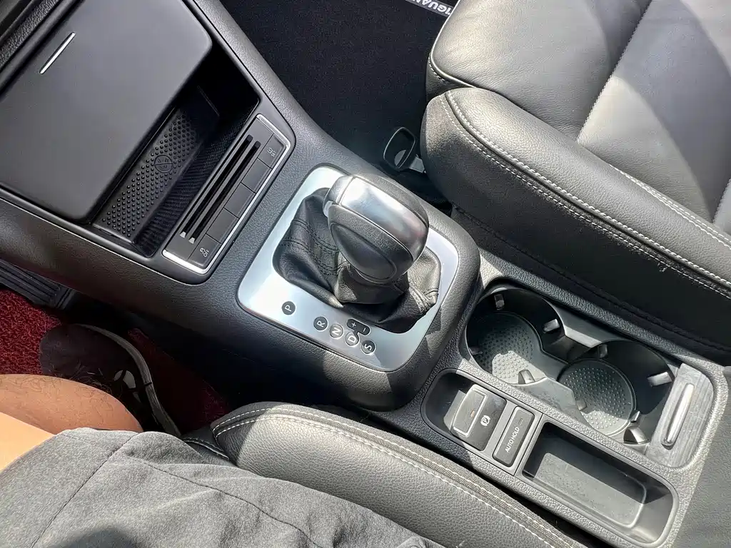 Volkswagen Tiguan — миниатюра 14