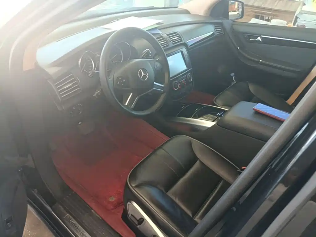 Mercedes-Benz R-Class — миниатюра 16