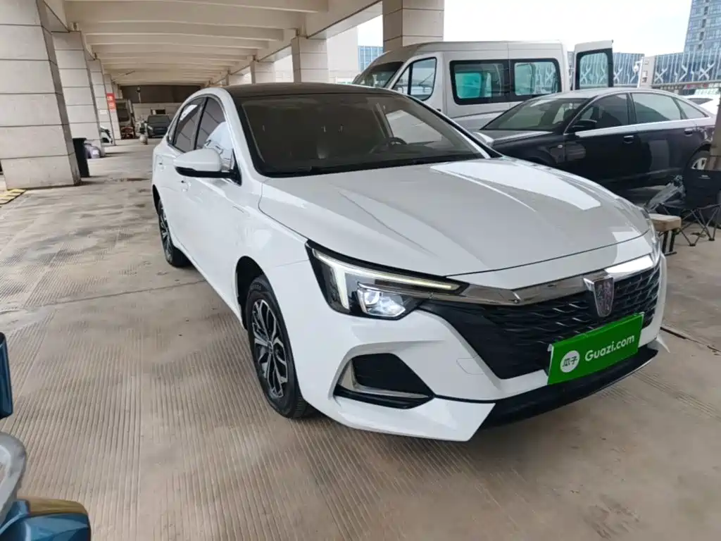 Roewe i6 MAX New Energy — миниатюра 4