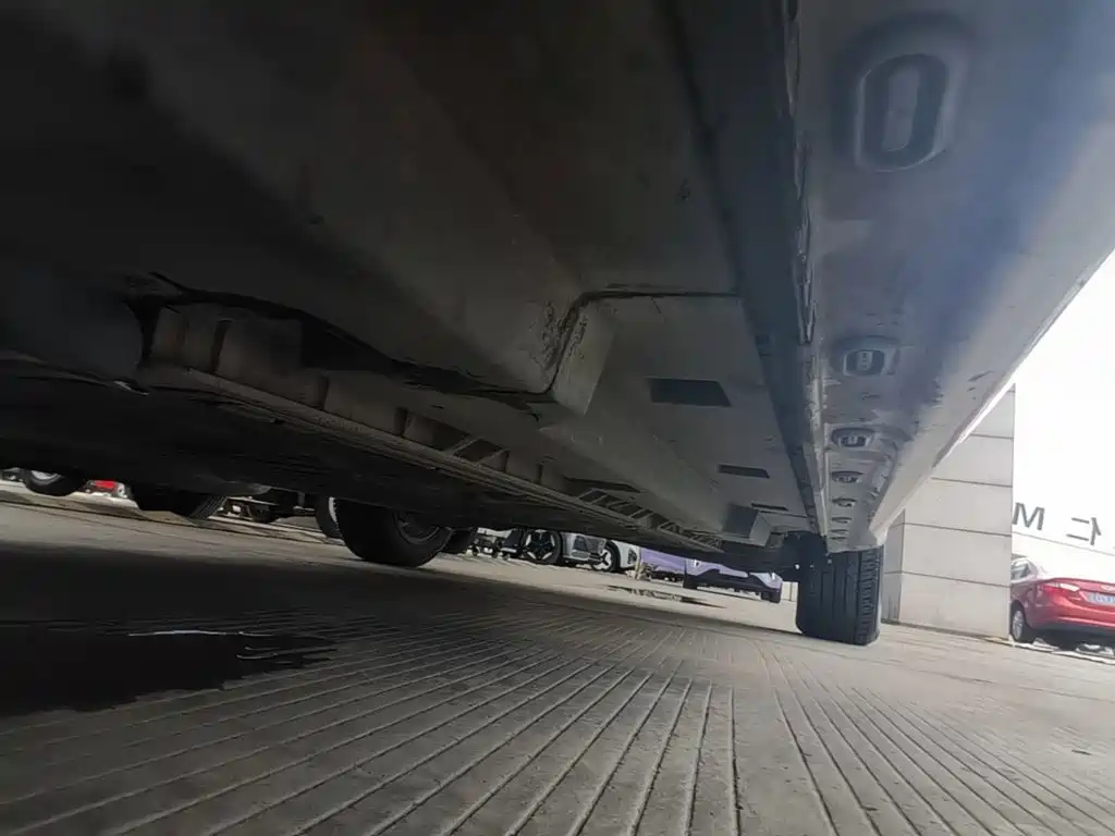 Roewe i6 MAX New Energy — миниатюра 21