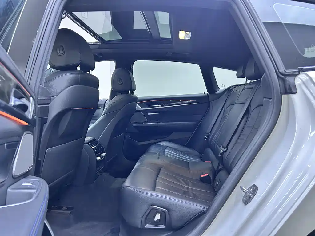 BMW 6 GT 2018 630i Luxury