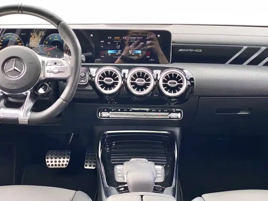 Mercedes-Benz A-Class AMG — миниатюра 9