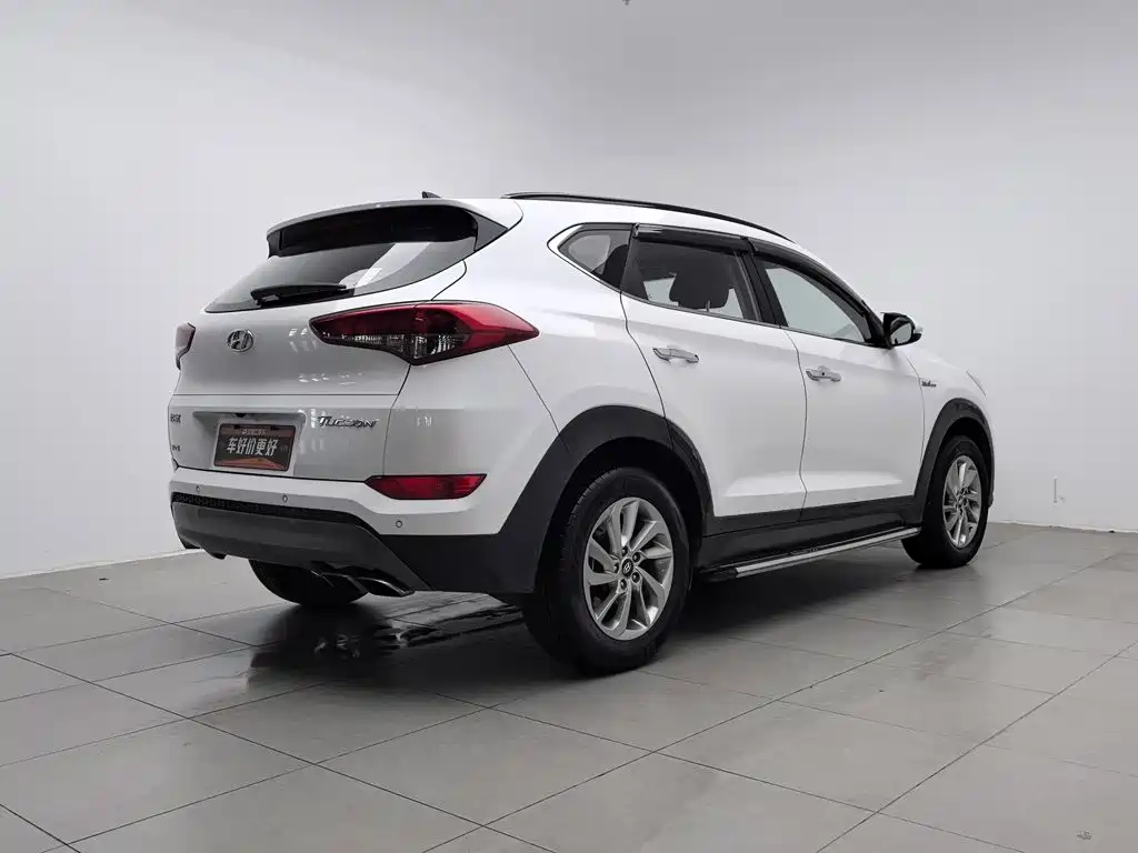 Hyundai Tucson — миниатюра 2