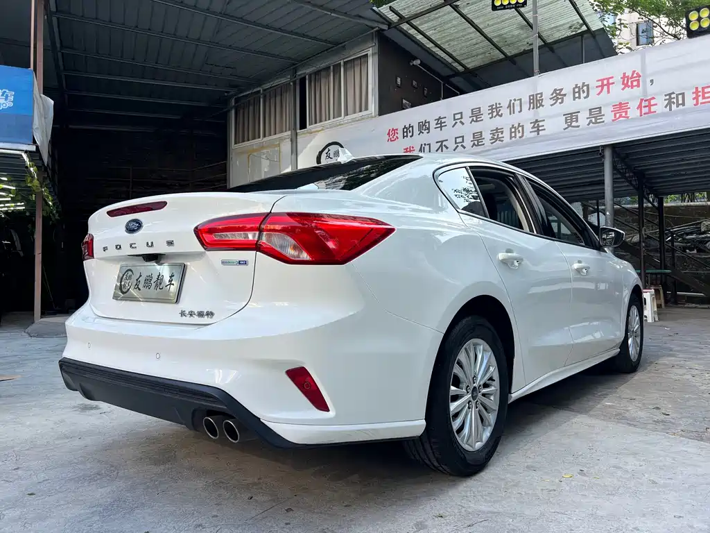 Ford Focus — миниатюра 19