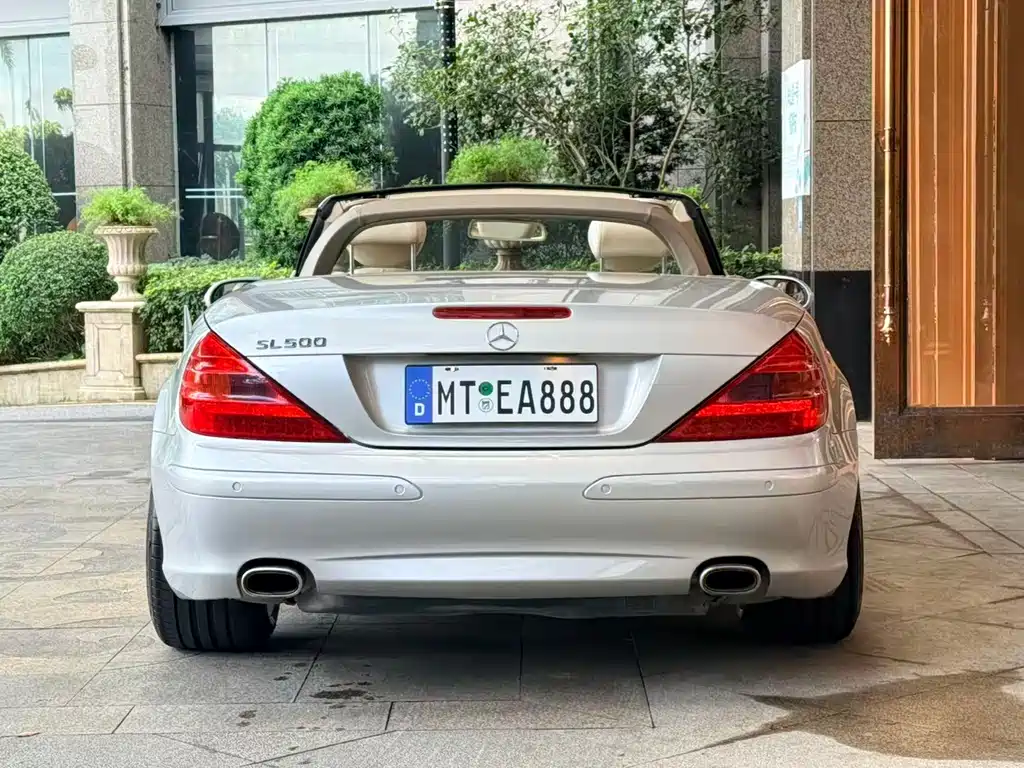 Mercedes-Benz SL-Class — миниатюра 10