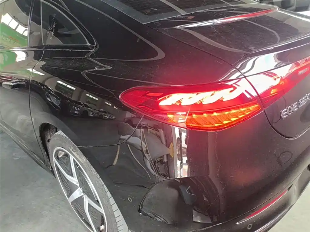 Mercedes-Benz EQE 2022 350