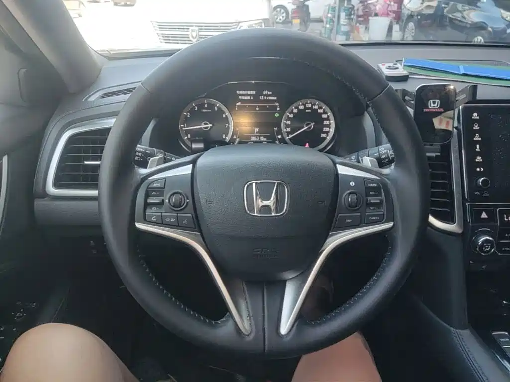 Honda UR-V — миниатюра 11