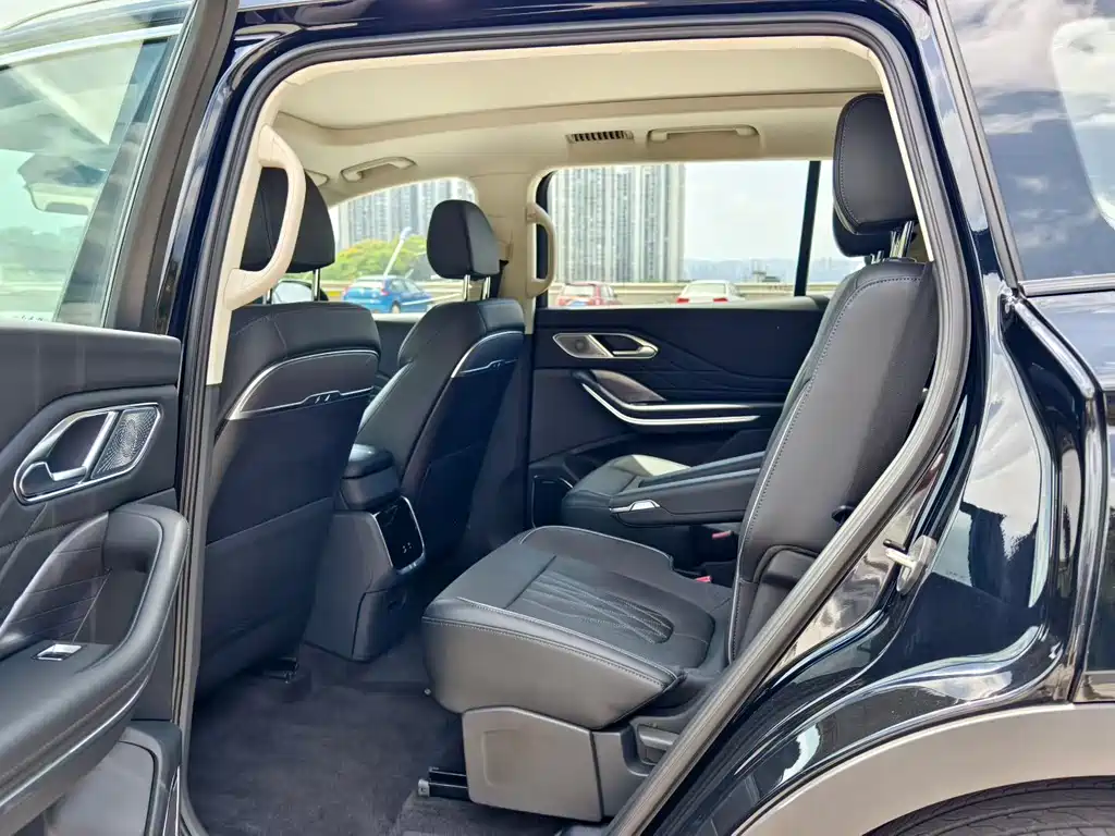 Hongqi Hongqi HS7 PHEV — миниатюра 7