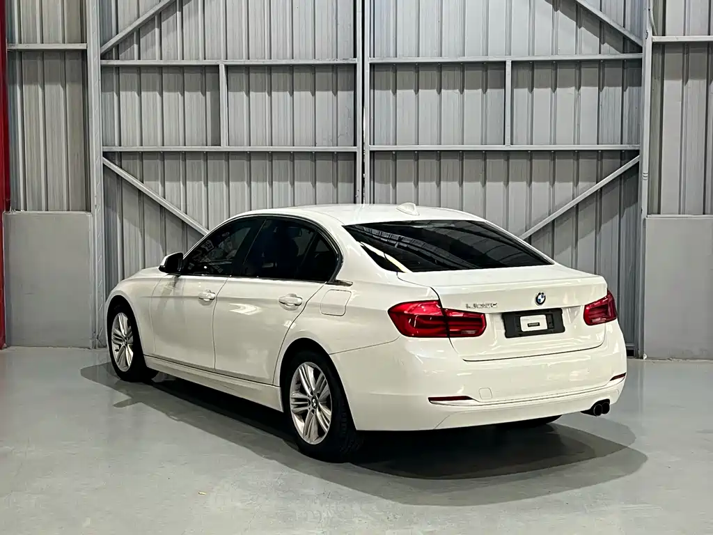 BMW 3 Series — миниатюра 9