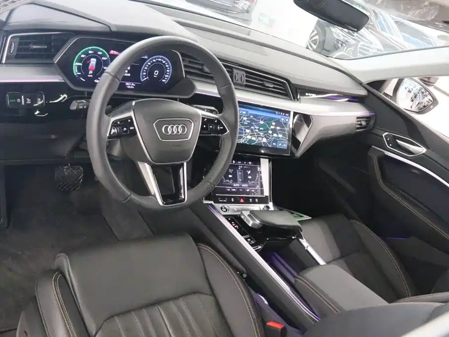 Audi e-tron — миниатюра 10