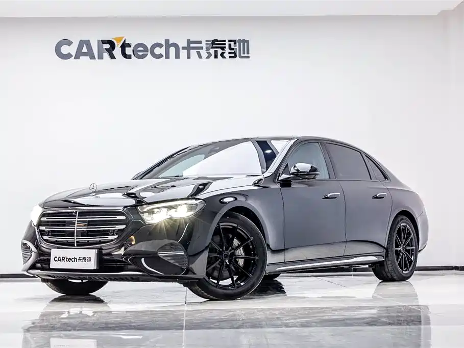 Mercedes-Benz E-Class 2024