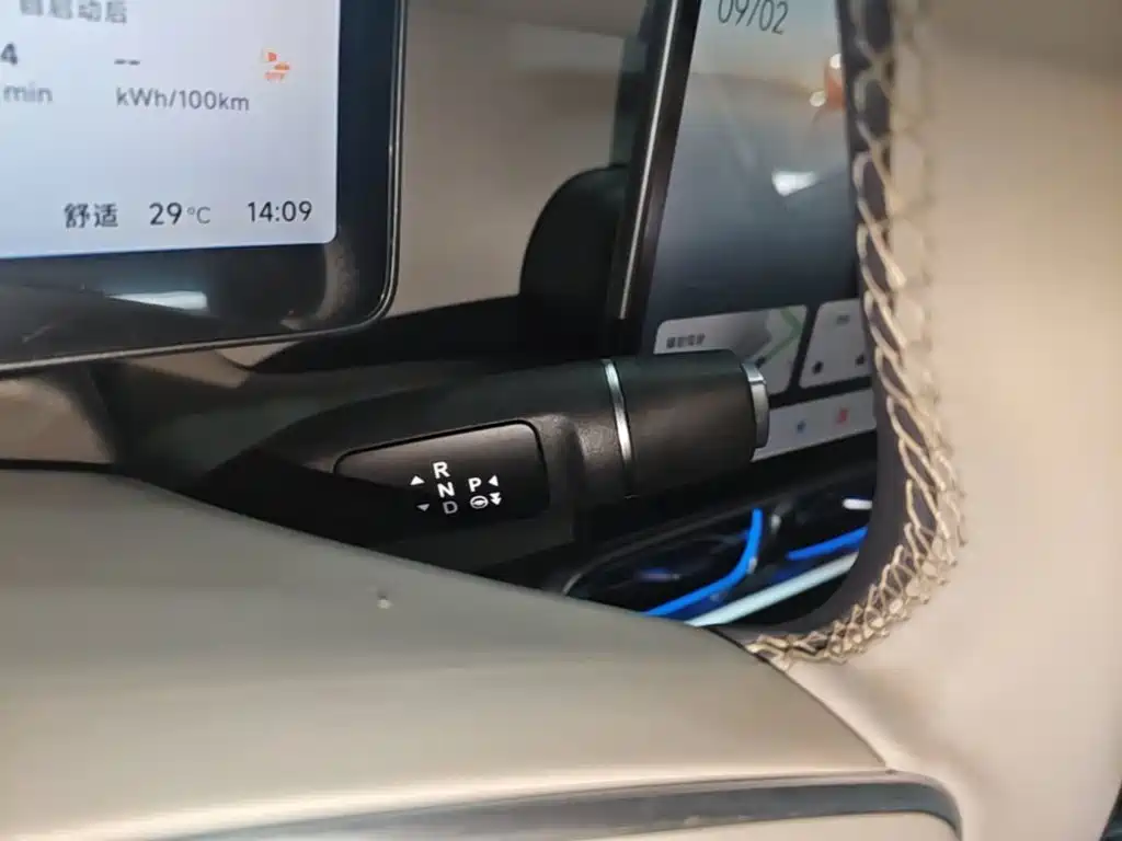 Leapmotor Leapmotor B10 — миниатюра 14
