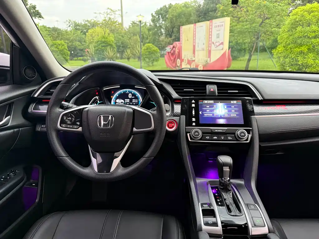 Honda Civic — миниатюра 10