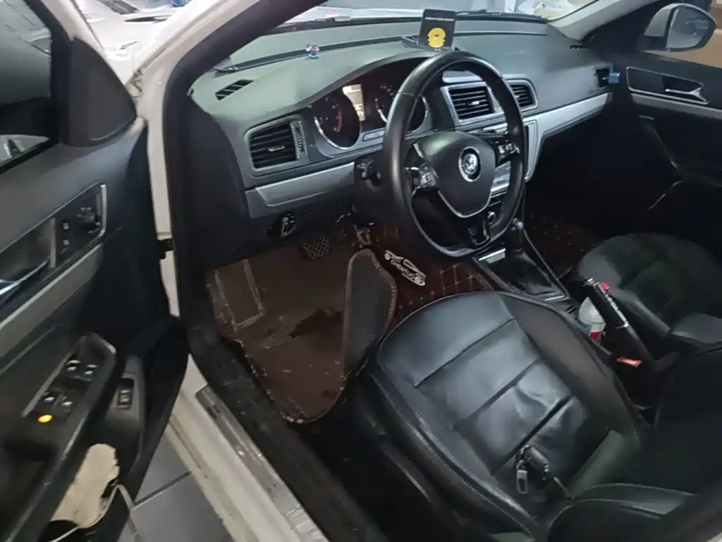 Volkswagen Lavida — миниатюра 21