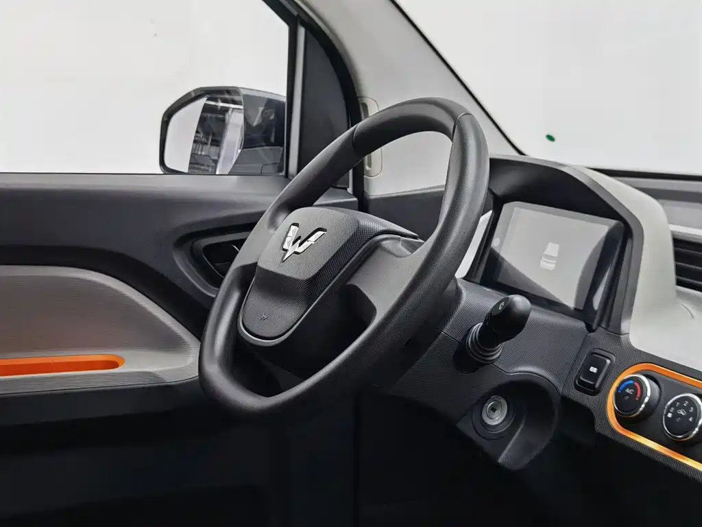 Wuling MINIEV — миниатюра 22