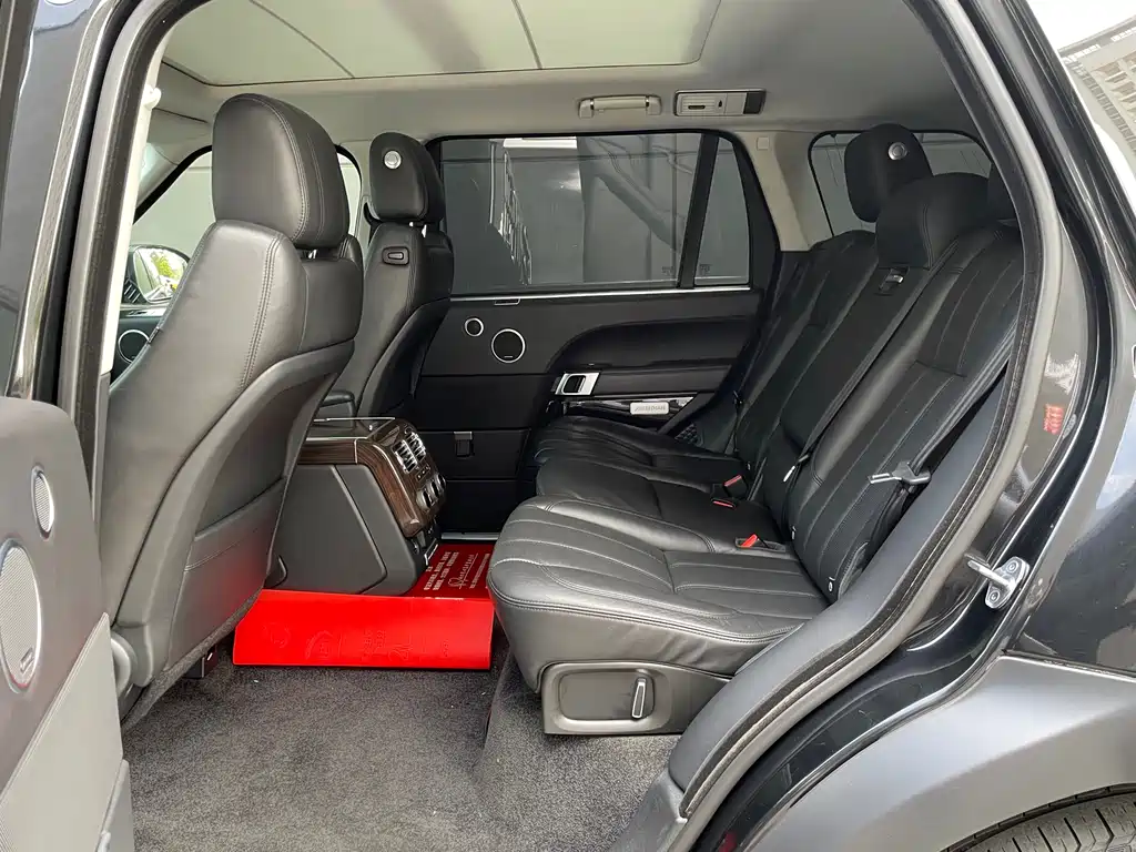 Land Rover Range Rover 2016 3.0 SC V6 Vogue SE Long Wheelbase