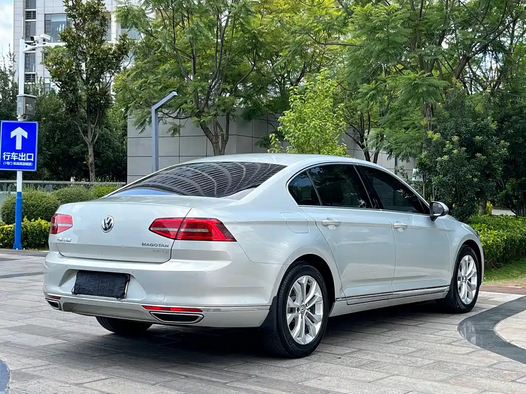 Volkswagen Magotan — миниатюра 7