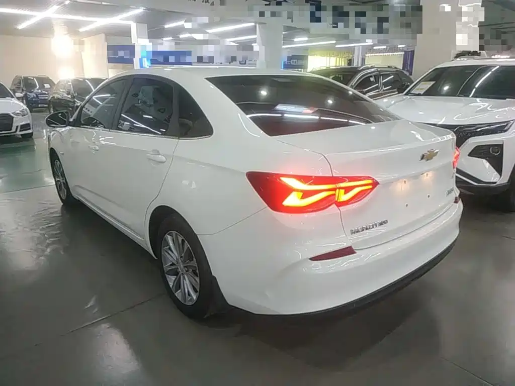Chevrolet Monza 2022 320 AT Enjoy