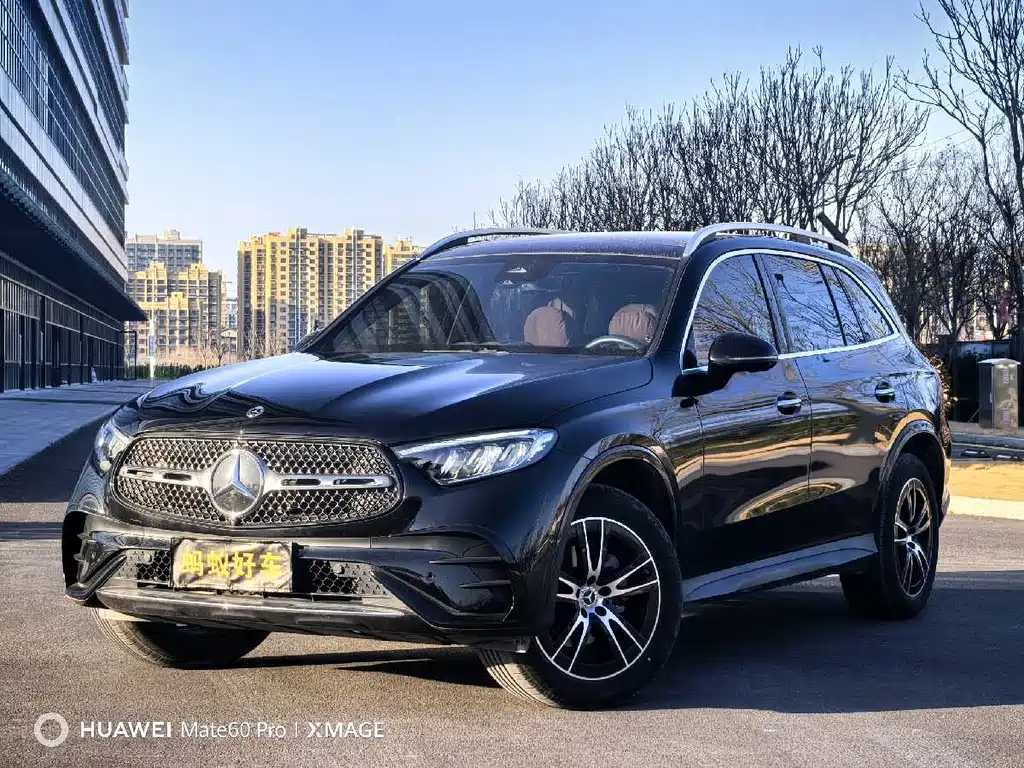 Mercedes-Benz GLC 2025