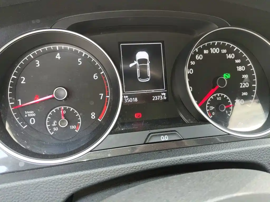 Volkswagen Golf — миниатюра 8