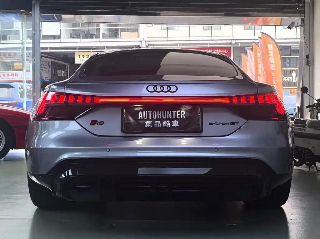 Audi RS e-tron GT — миниатюра 5