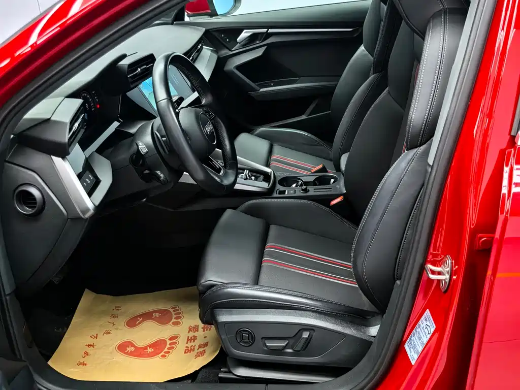 Audi A3 - фото 19