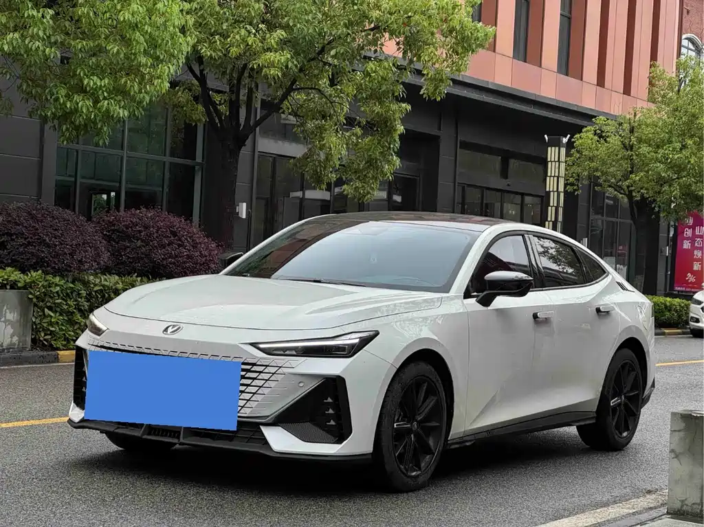 Changan UNI-V 2023