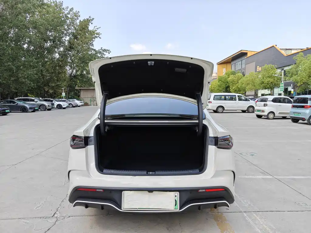 BYD Seal 06 — миниатюра 11