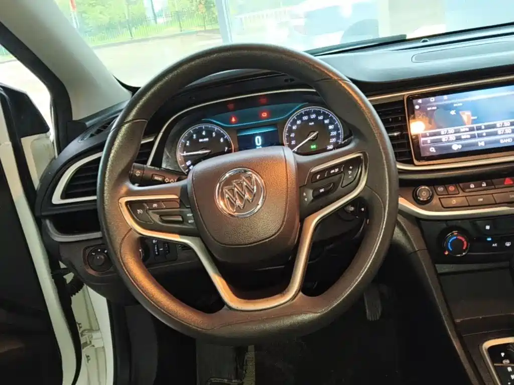 Buick Excelle — миниатюра 3