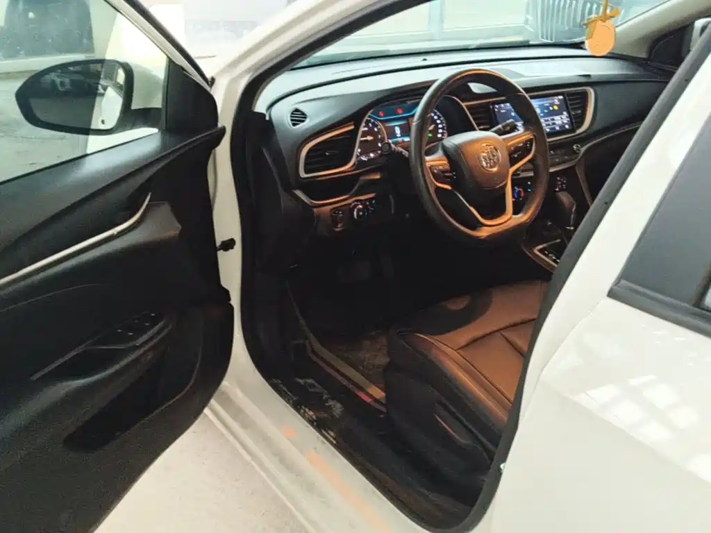 Buick Excelle — миниатюра 21
