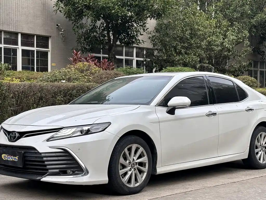 Toyota Camry 2021 2.0G Luxury