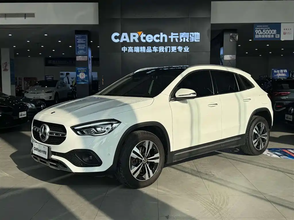 Mercedes-Benz GLA 2021