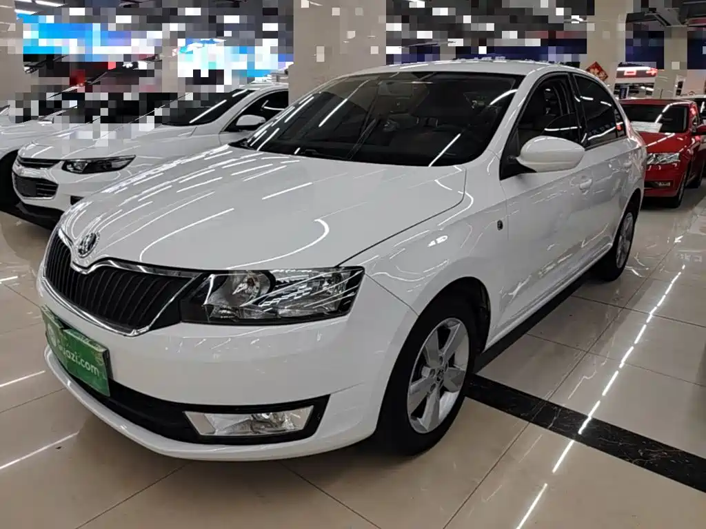 Skoda Rapid — миниатюра 2