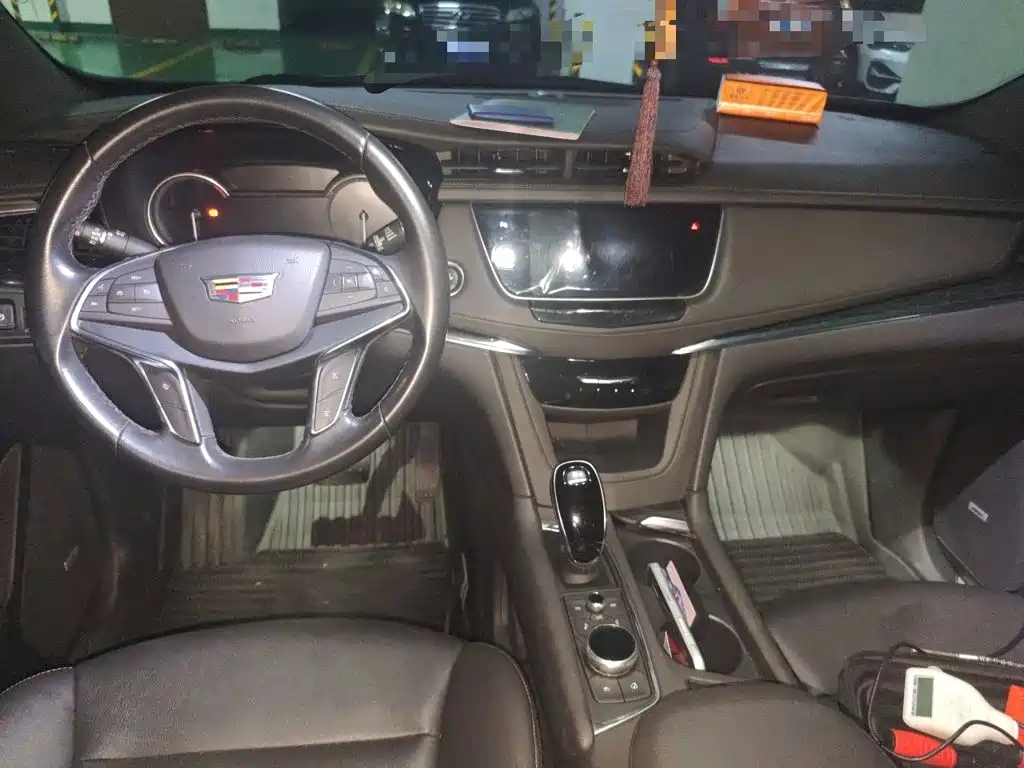 Cadillac XT5 — миниатюра 10