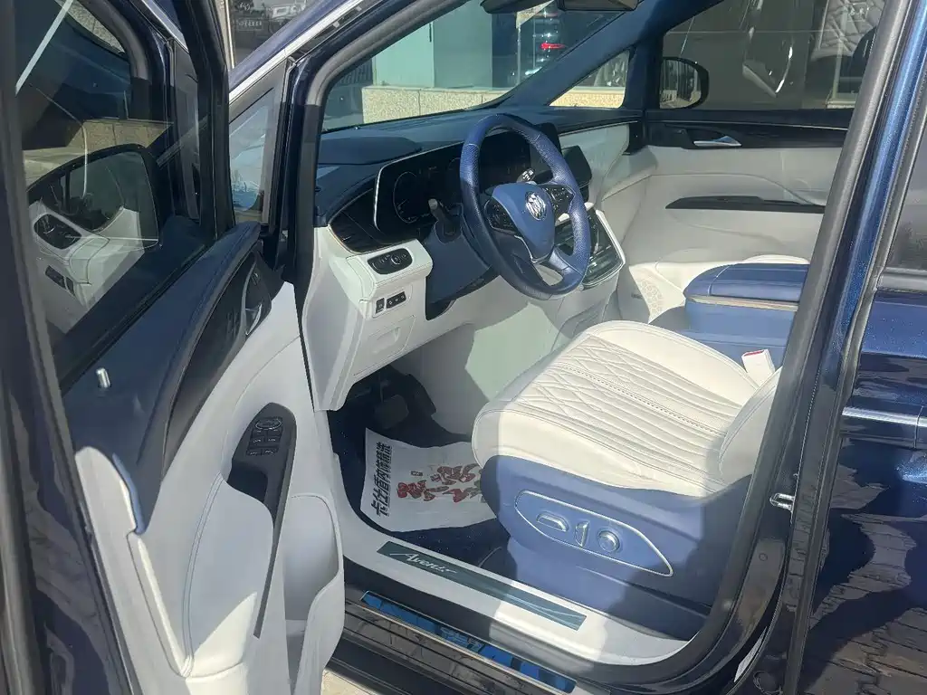 Buick GL8 2020 Avenir мест