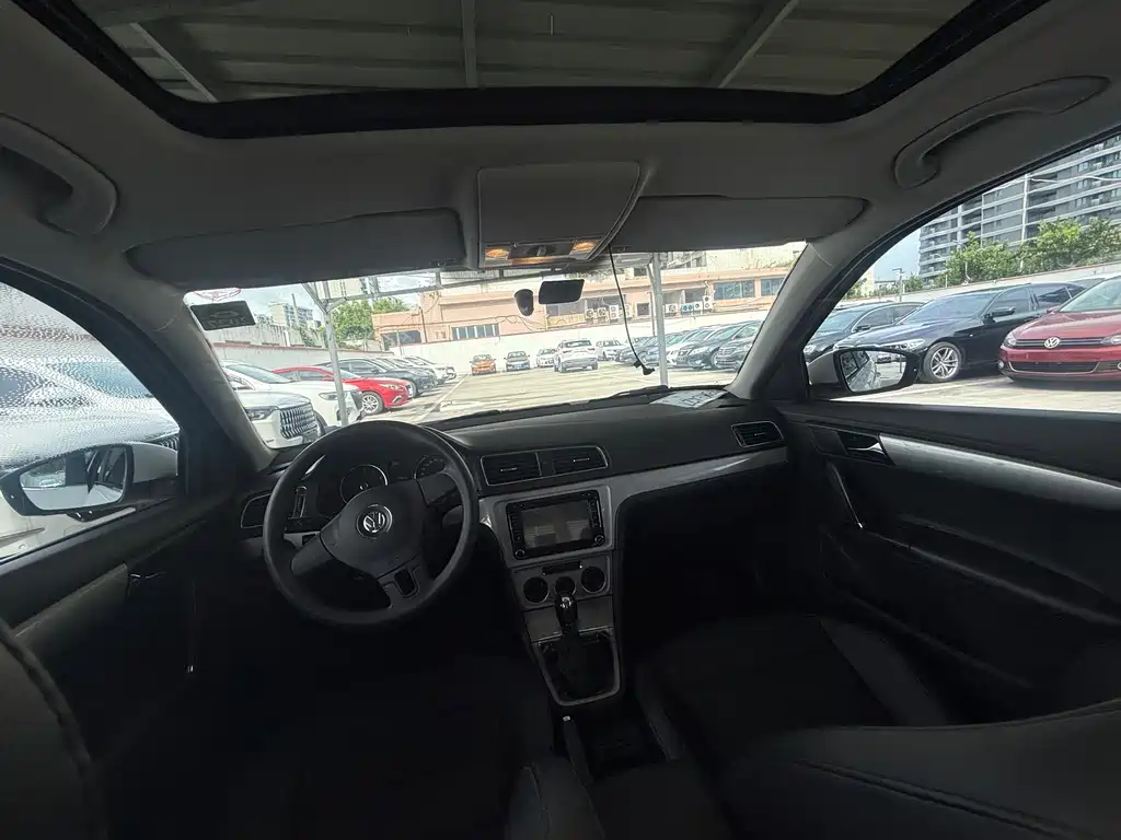 Volkswagen Gran Lavida — миниатюра 9