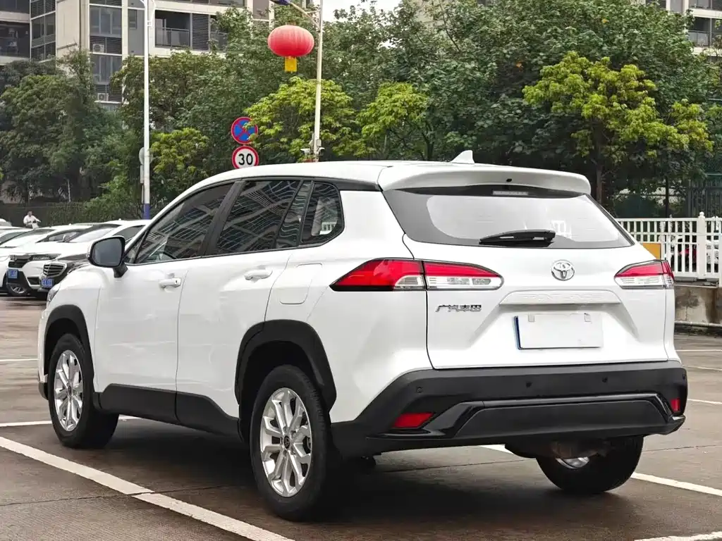Toyota Frontlander — миниатюра 9