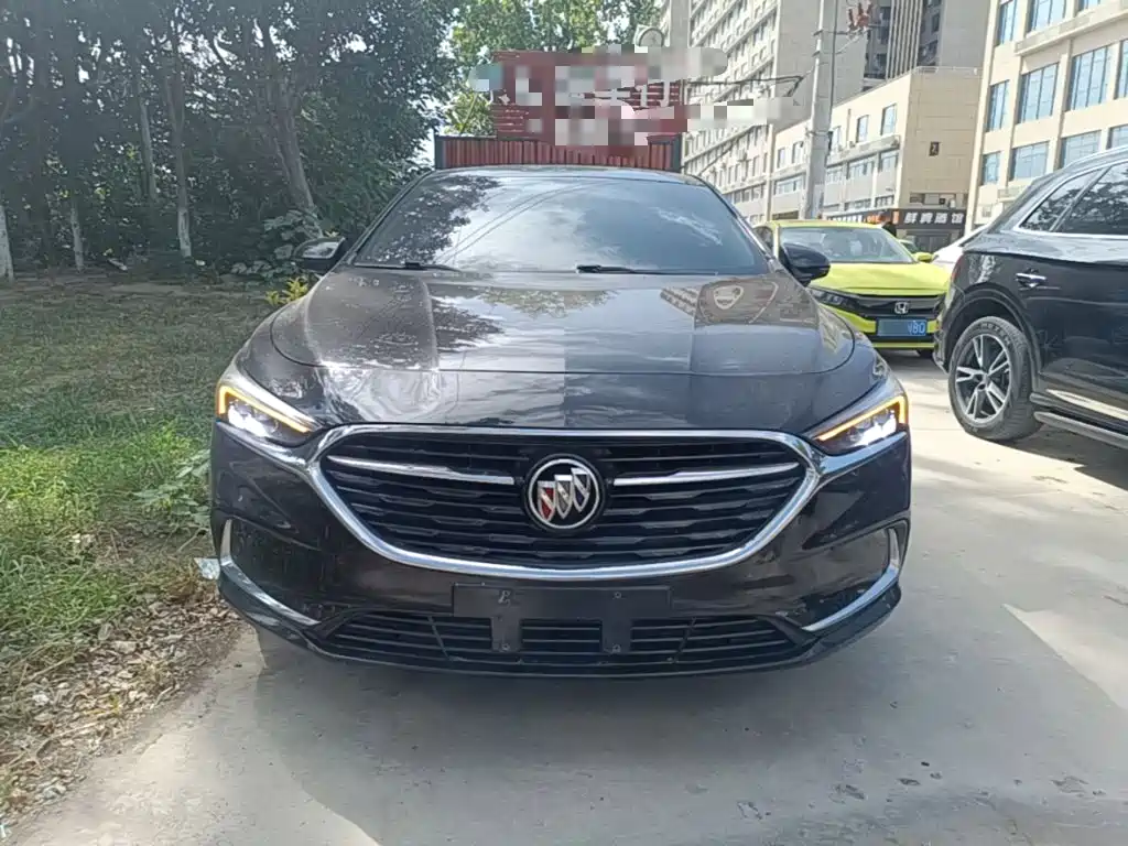 Buick LaCrosse — миниатюра 3