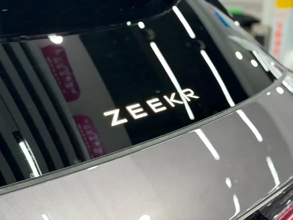 Zeekr 7X — миниатюра 17